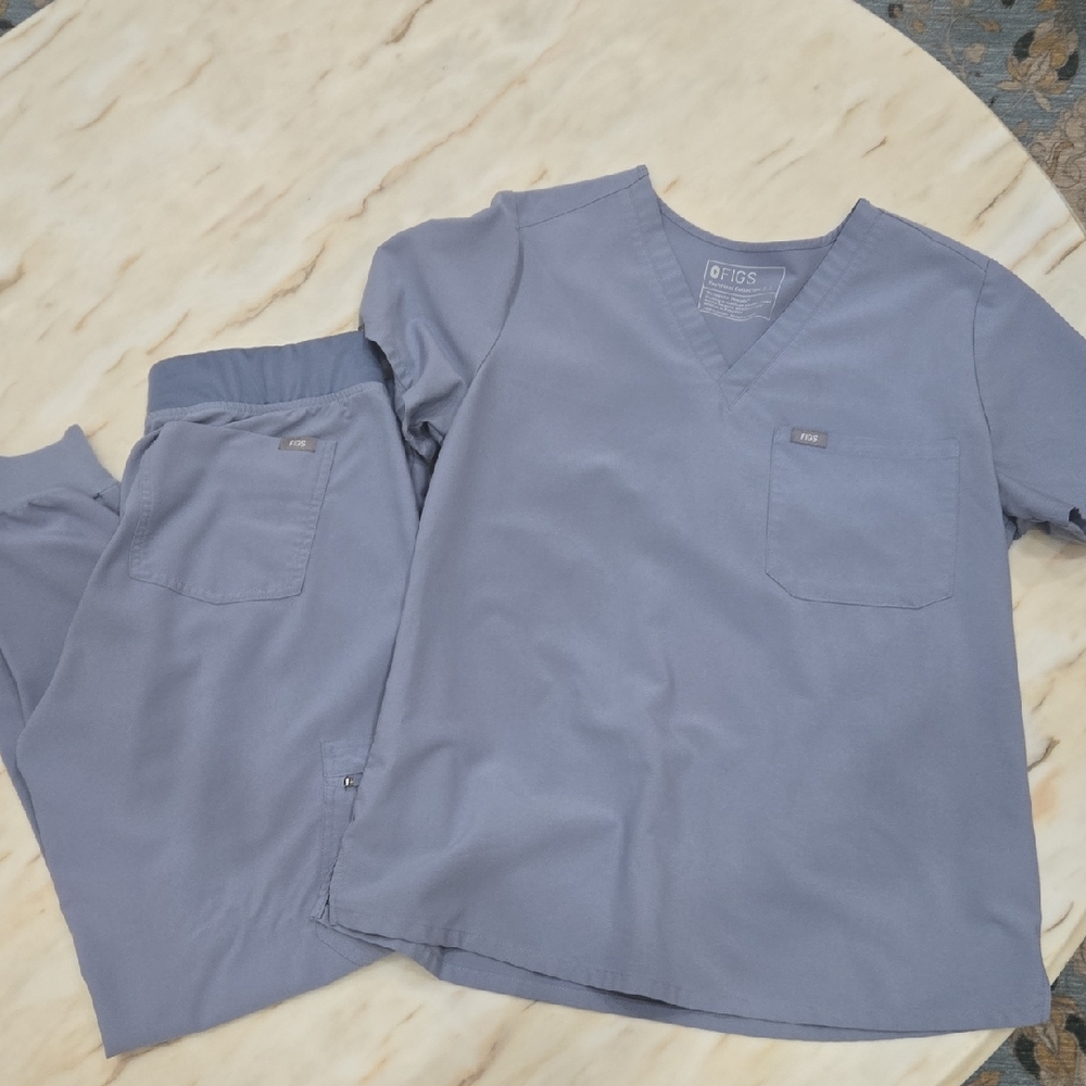 Figs Sky Blue Scrub Ensemble